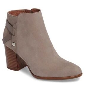 Women’s Louise et Cie boots. Size 7.5